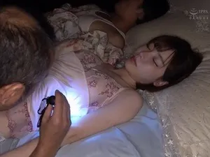 Người yêu của anh trai ngon thế này mà anh trai không biết hưởng thì để em
