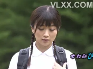 Lên tiếp phần 2 cho anh em đang hóng clip cô giáo bị leak bên trên nhé !